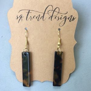 Tortoise acrylic earrings